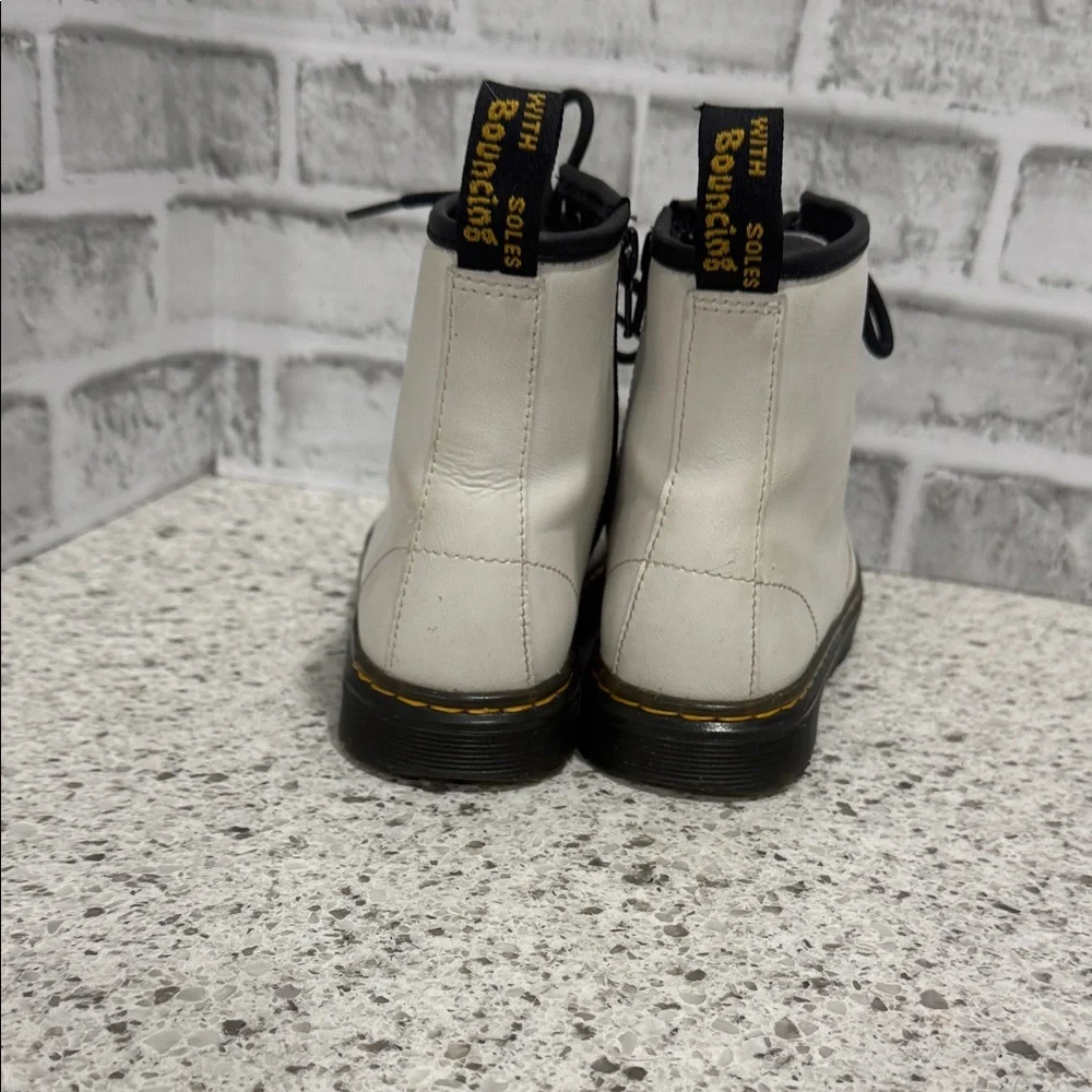 Dr. Martens White Combat Boots, Girls EU 34